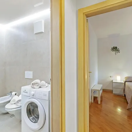 Riva's Garden - Happy Apartment